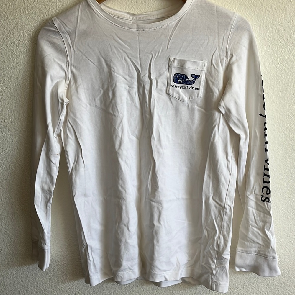 VINEYARD VINES white long sleeve tee; WOMENS XS / GIRLS: XL (14)